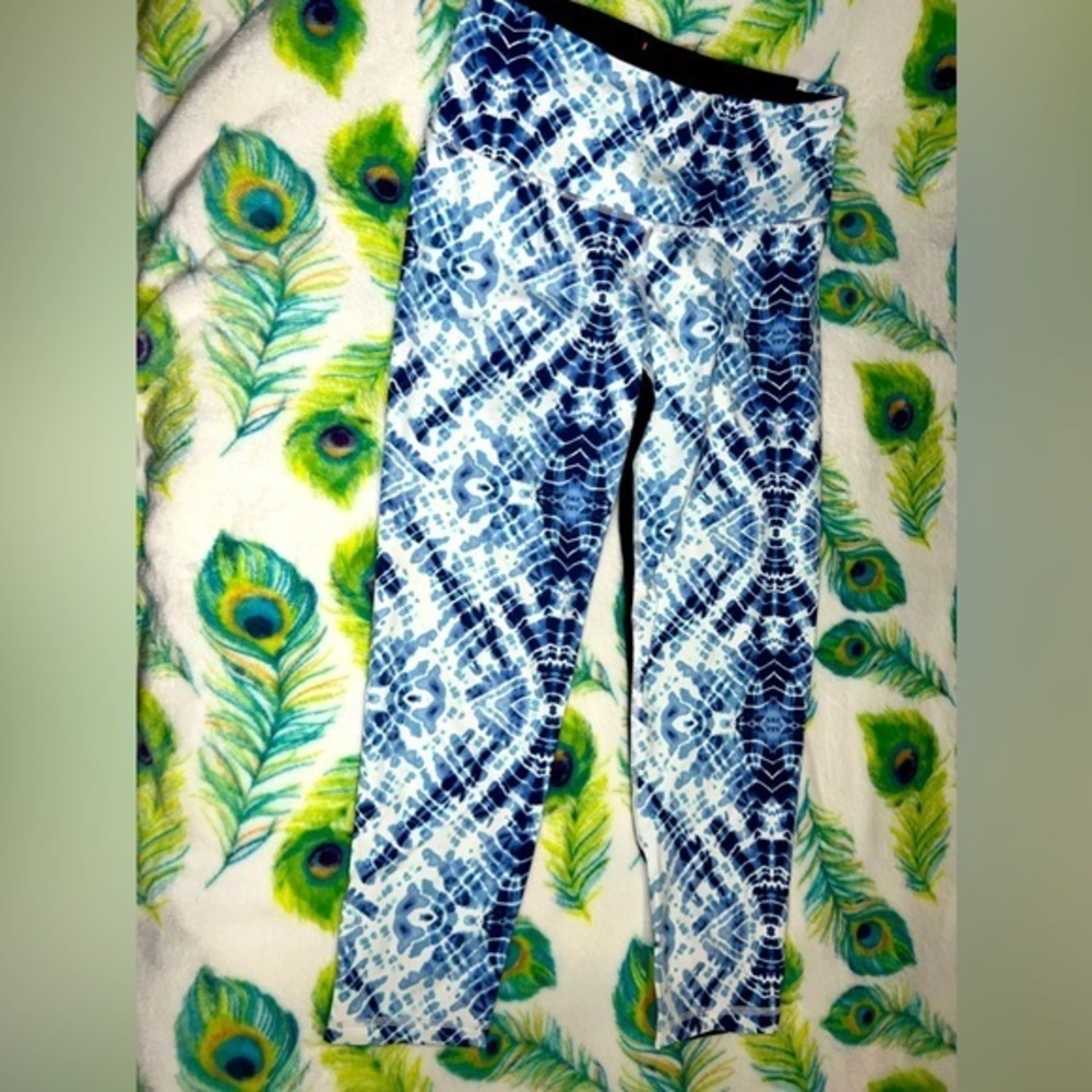 Victoria Secret workout capris